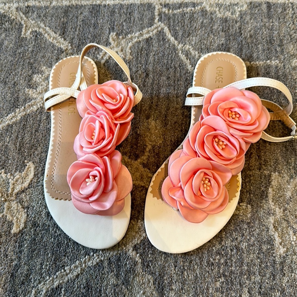 Chase + Chloe Pink Floral Pearl Sandals 6